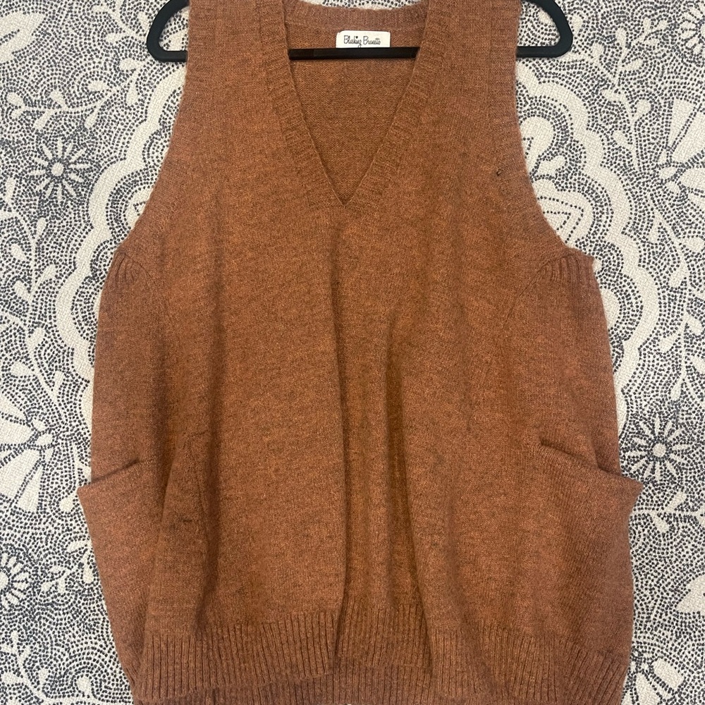 Brown Sleeveless Knit Vest